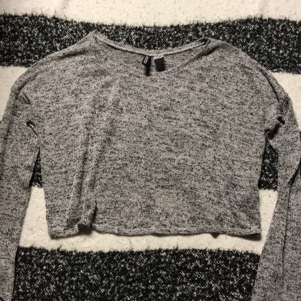 Grey crop sweater